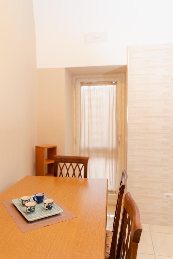Carmela'S Guest House Pompeii ภายนอก รูปภาพ