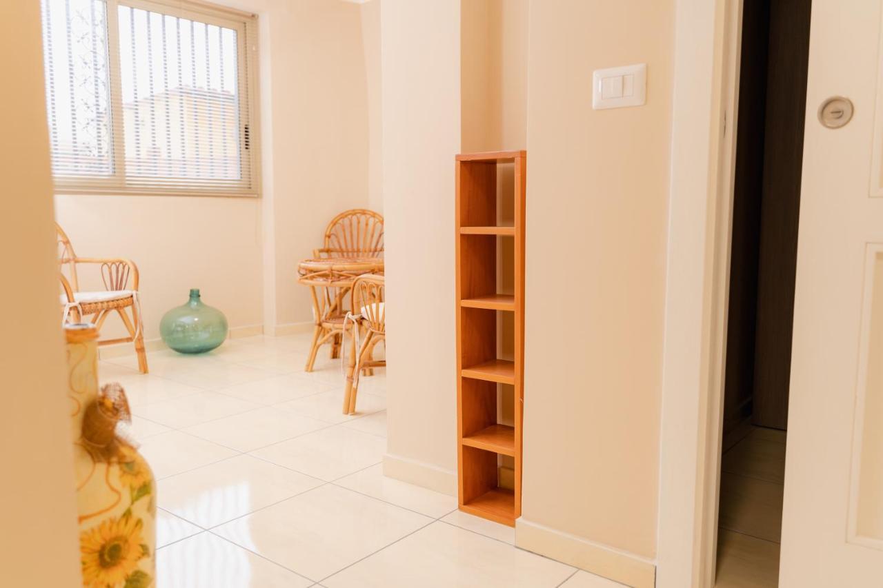 Carmela'S Guest House Pompeii ภายนอก รูปภาพ